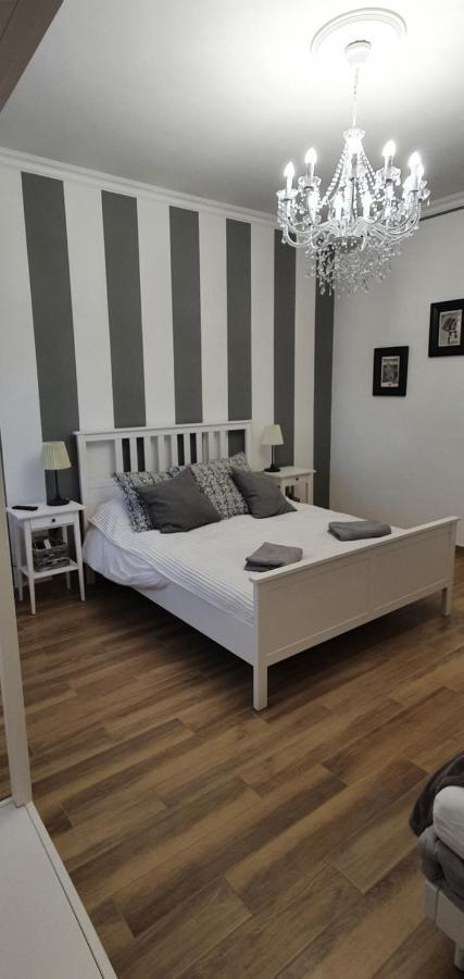 Da Nonna Maria Apartment Roma Ngoại thất bức ảnh